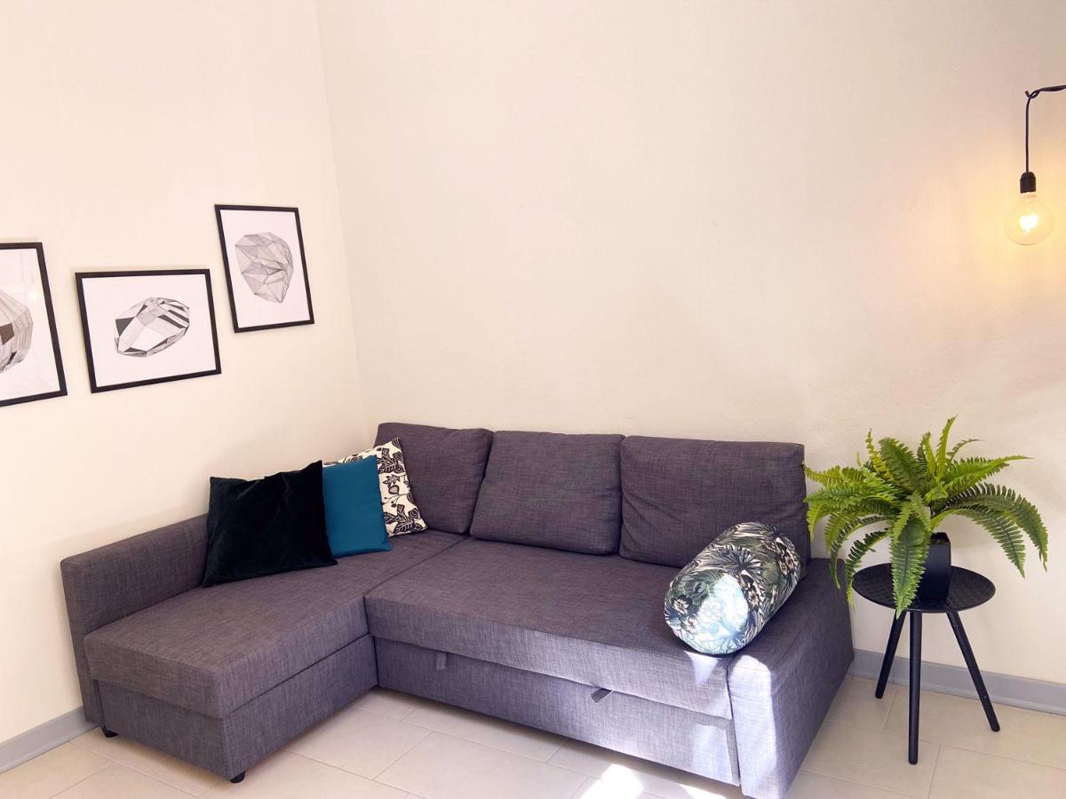Paggeria Apartment Парма Экстерьер фото